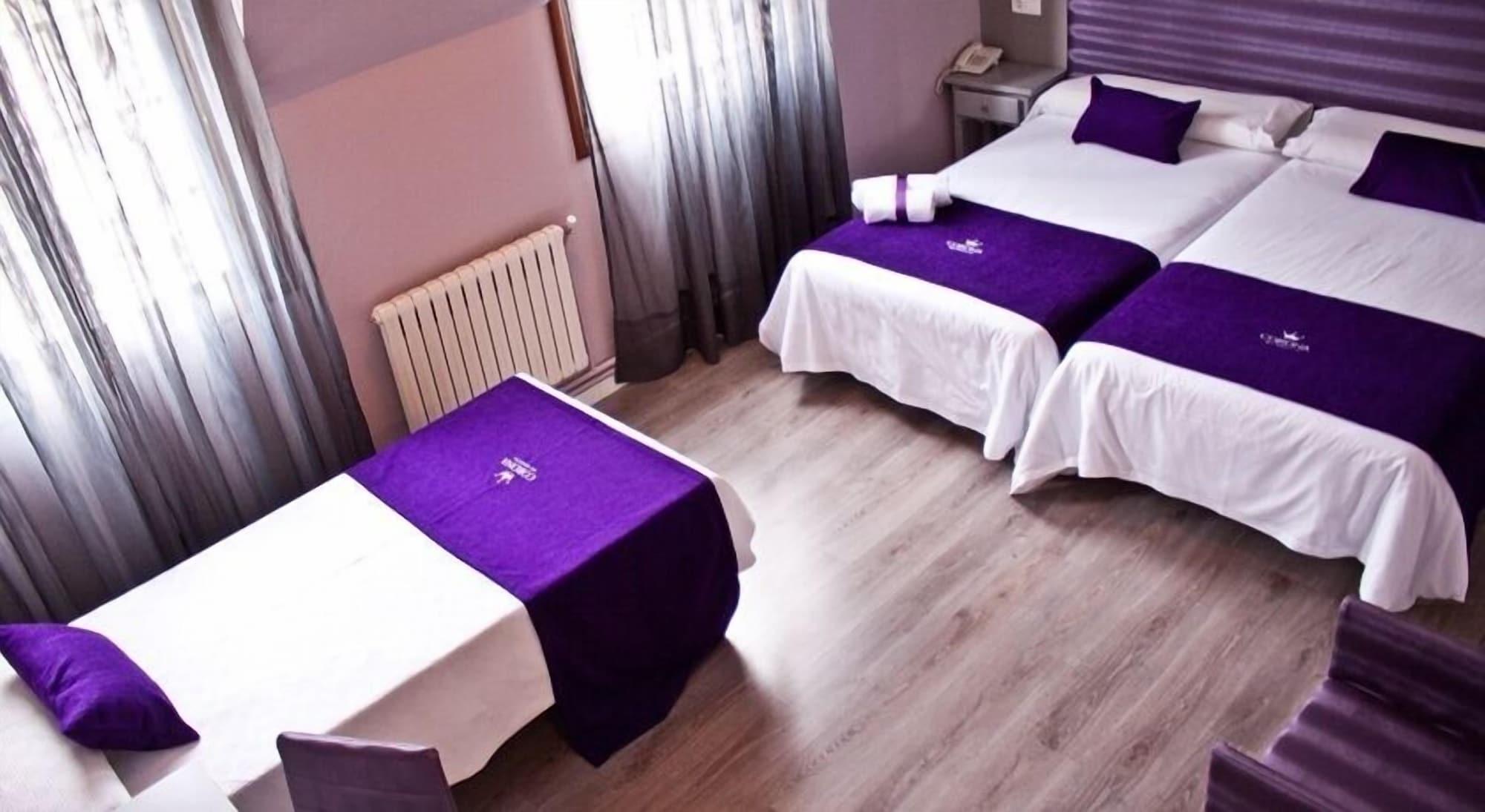 Hotel Corona De Galicia Valga Exteriör bild